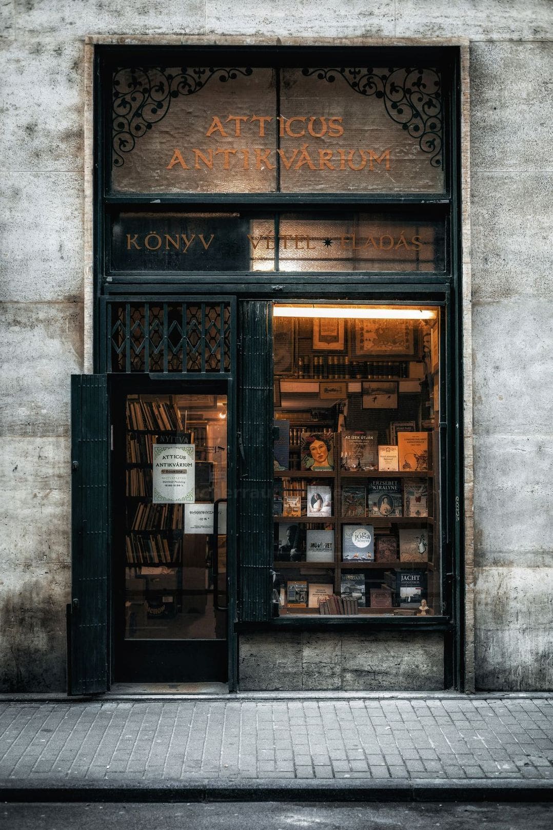 Bücherraum Mitte 14